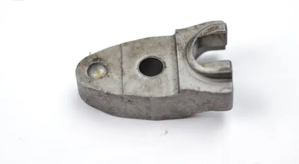 Audi A6 S6 C7 4G Fuel Injector clamp holder 059216J