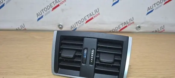BMW 3 F30 F35 F31 Rear air vent grill 9333675
