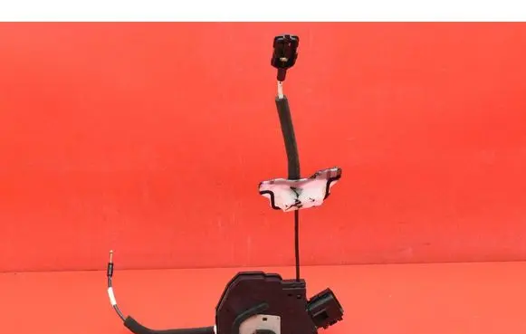 Renault Latitude (L70) Front door lock 805030019R