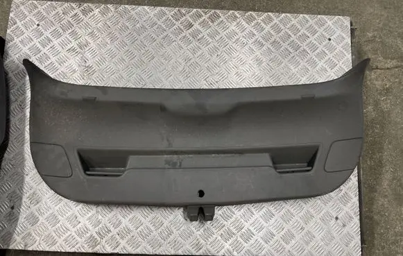 Opel Astra J Tailgate/boot cover trim set 13261680