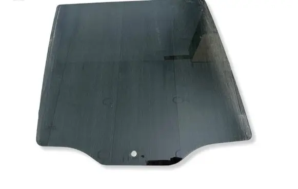 Volkswagen Amarok Rear door window glass 