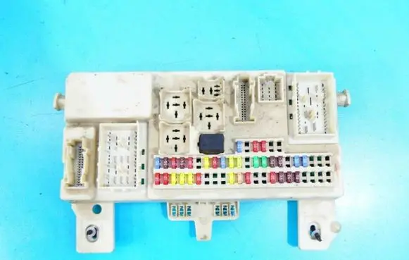 Mazda 3 I Central body control module 519050090 IMPRK1403637