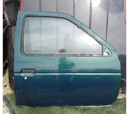 Nissan Terrano Front door