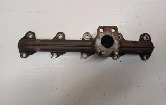 Peugeot 307 Exhaust manifold 548028