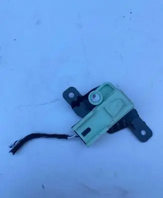 BMW X3 E83 Airbag deployment crash/impact sensor 657734185390