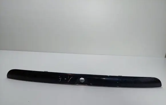 Audi A4 S4 B5 8D Trunk door license plate light bar 8D9827574