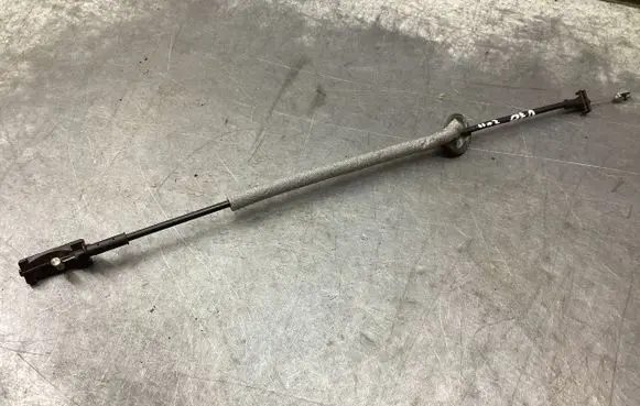 Volvo V70 Front door cable line 983062 101010