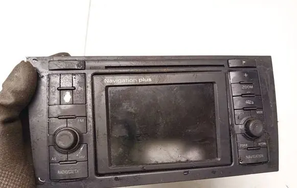 Audi A6 S6 C5 4B Radio/CD/DVD/GPS head unit 4B0035192K