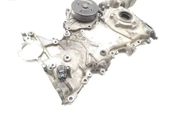 Toyota Avensis T270 Timing chain cover 