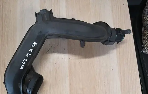 Intercooler hose/pipe