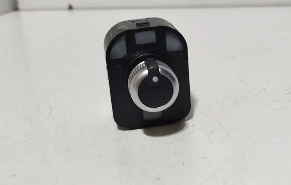 Audi A3 S3 8V Wing mirror switch 8V0959650