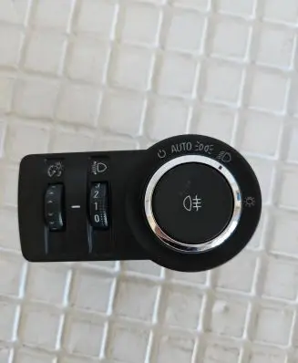 Opel Insignia A Light switch 23197913