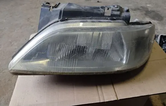 Citroen Xsara Headlight/headlamp 9637020130