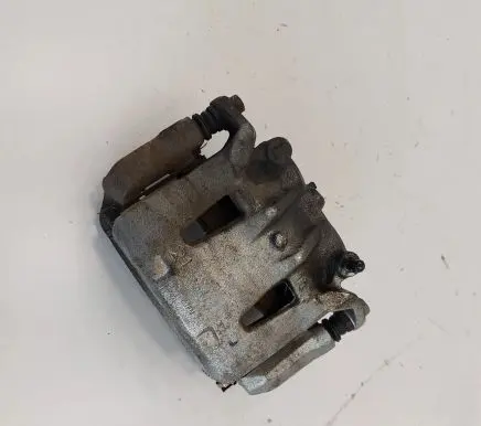 Nissan Leaf II (ZE1) Front brake caliper