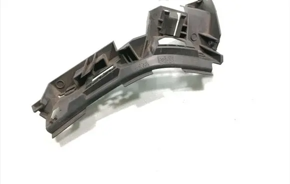 Volkswagen Golf Plus Rear bumper mounting bracket 5M0807394A