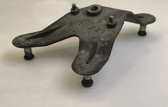 Mercedes-Benz E W211 ABS pump bracket A2114310340 200000018