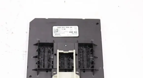 Volkswagen Golf Sportsvan Other control units/modules 5Q0937086AE