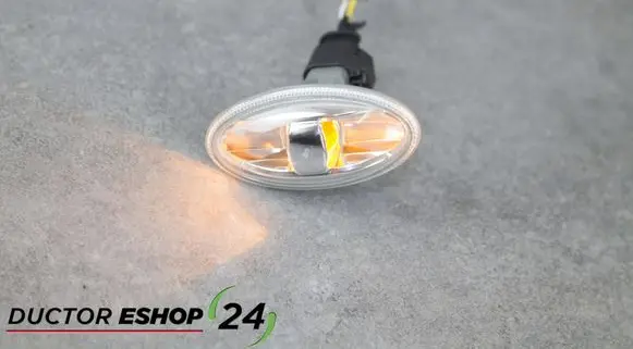 Dacia Sandero Front fender indicator light
