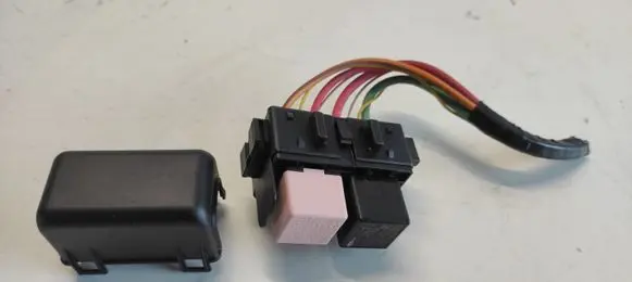 Renault Scenic II - Grand scenic II Other relay 8200222933B 030200110