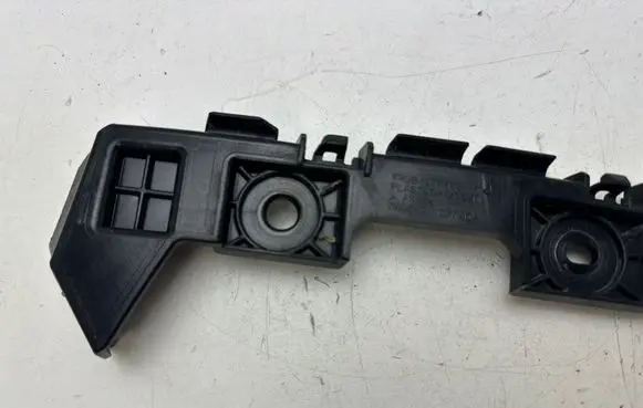 Ford Mustang VI Rear bumper mounting bracket FR3B17F766