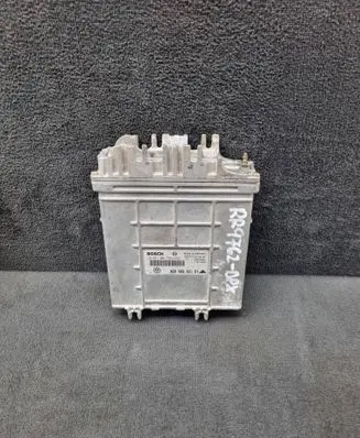 Volkswagen PASSAT B5 Engine control unit/module 028906021DT 0281001555