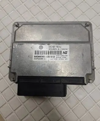 Volkswagen Touareg I Transfer box differential control unit 0AD927755AJ H16S0100 5WP22084