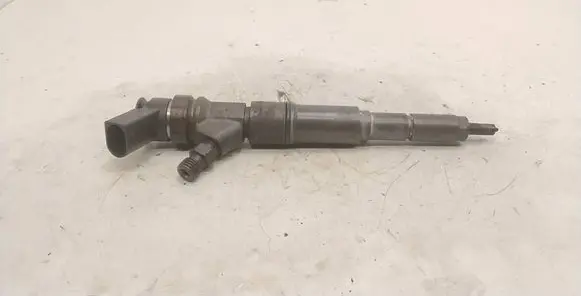 Fuel injector
