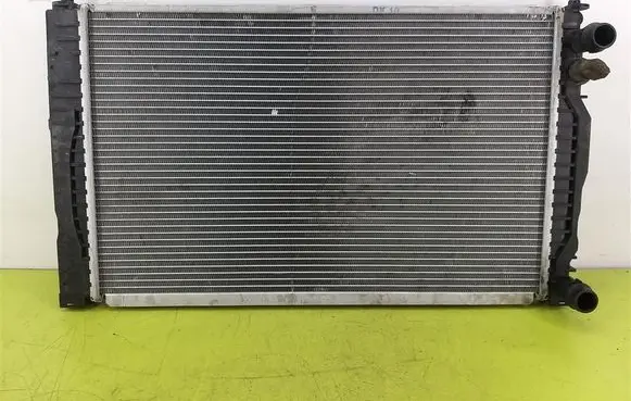 Audi A4 S4 B5 8D Coolant radiator 509504