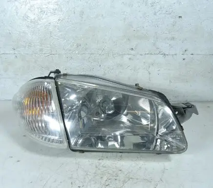 Mazda 323 Headlight/headlamp 1305235393