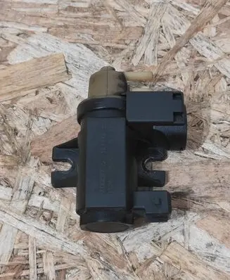 BMW 7 F01 F02 F03 F04 Turbo solenoid valve 7626350 11T192 70088715