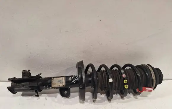 Fiat 500L Front shock absorber/damper