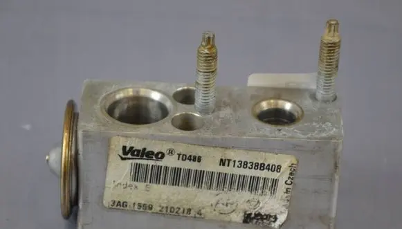 Citroen C3 Air conditioning (A/C) pressure sensor T31674C 1B12 10T1628