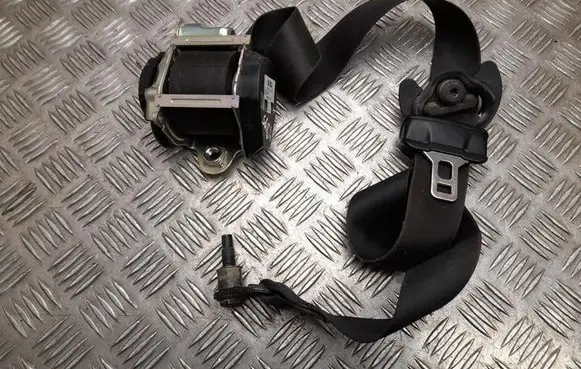 Mercedes-Benz Sprinter W907 W910 Front seatbelt A9078600200