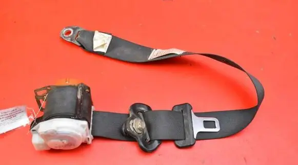 Suzuki Grand Vitara II Front seatbelt 84980-65J0