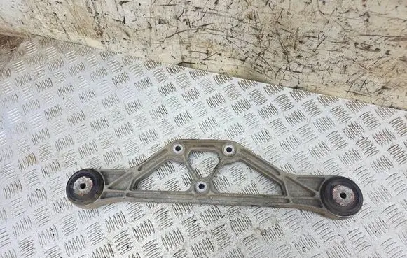 Audi A8 S8 D3 4E Rear differential/diff mount bracket 4E0599285A