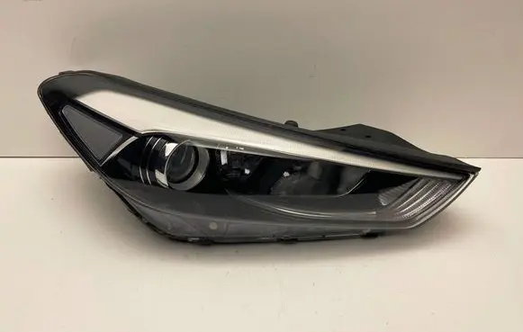 Hyundai Tucson TL Headlight/headlamp 92102D7100 R009D10WM0U R009D10WM0N