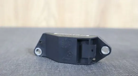 Mercedes-Benz SLK R171 Airbag deployment crash/impact sensor 0018209326 A0018209326