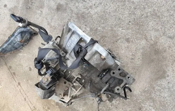 Nissan X-Trail T30 Automatic gearbox 