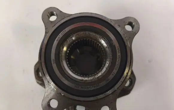 Audi Q7 4M Front wheel ball bearing 4M0407625D