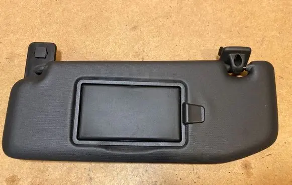 Sun visor