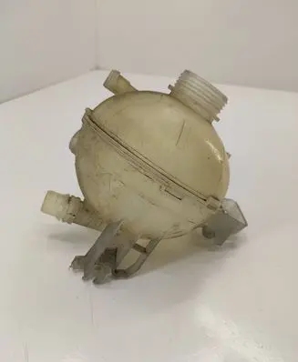 Peugeot 308 Coolant expansion tank/reservoir 9678514680 00005000 5030