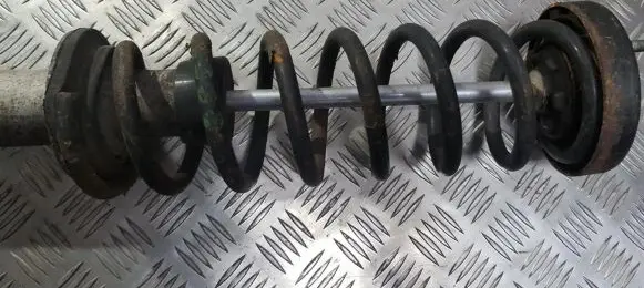 BMW 5 E39 Rear coil spring