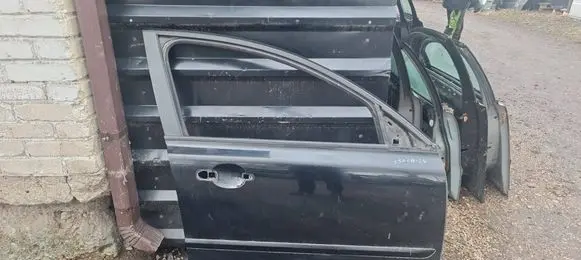 Volvo V50 Front door 