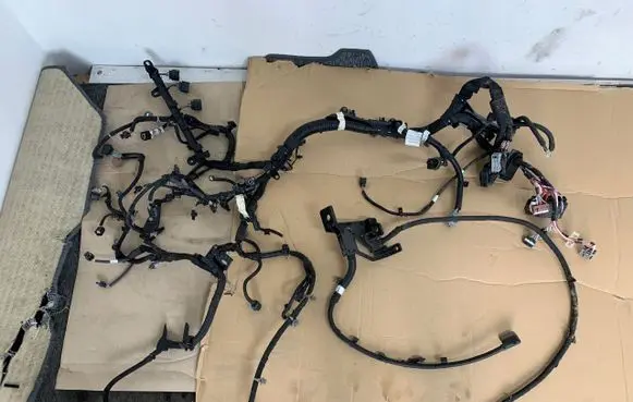 Ford Transit Courier Engine installation wiring loom 130KM