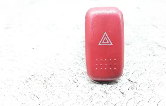 Honda HR-V Hazard light switch M17479