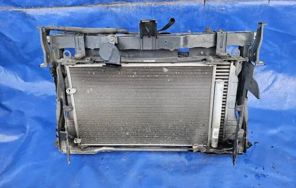 Toyota Verso Radiator set 