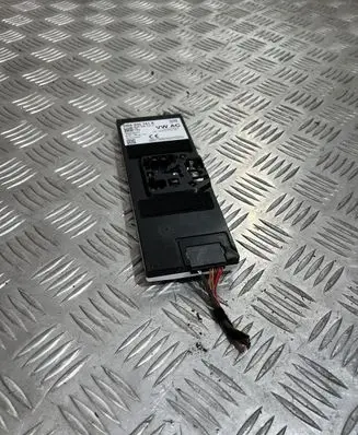 Volkswagen Golf VIII Antenna control unit 5WA035741A