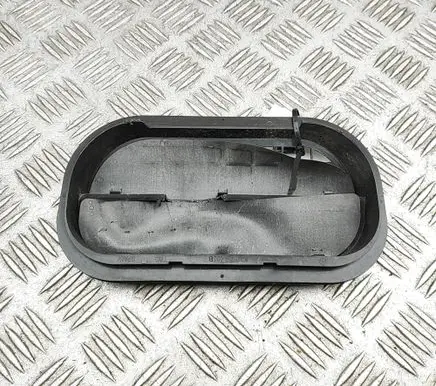Audi A5 Quarter panel pressure vent 6R0819465B