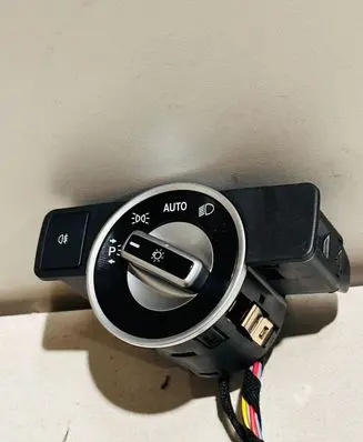 Mercedes-Benz CLS C218 X218 Light switch