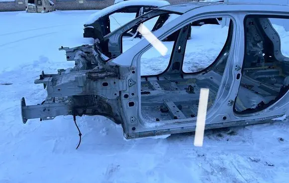Jeep Compass Front quarter panel 
